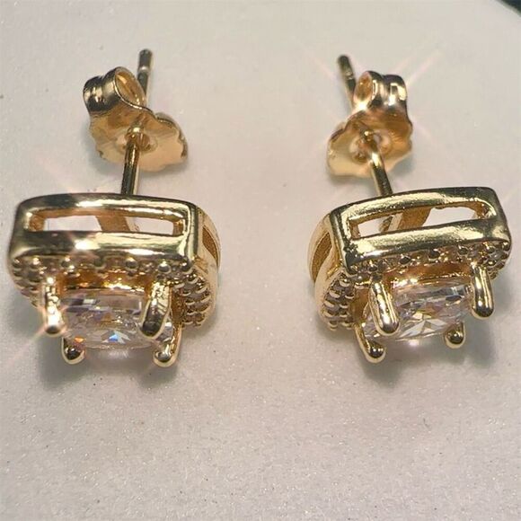 Fashion Jewelry Gold Plated Cushion Cut CZ Stud Earrings Screw Back - Picture 2 of 11